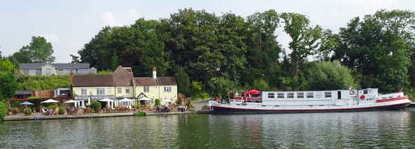 P08 Ye Olde Learther Bottle