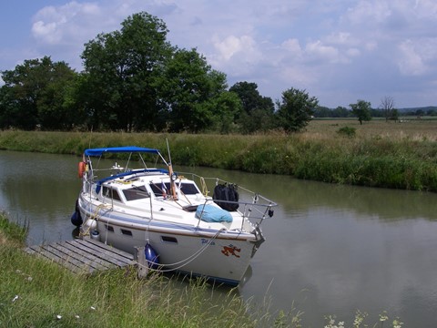 Jules and Vanessa Dussek, Cruising the Inland Waterways of France